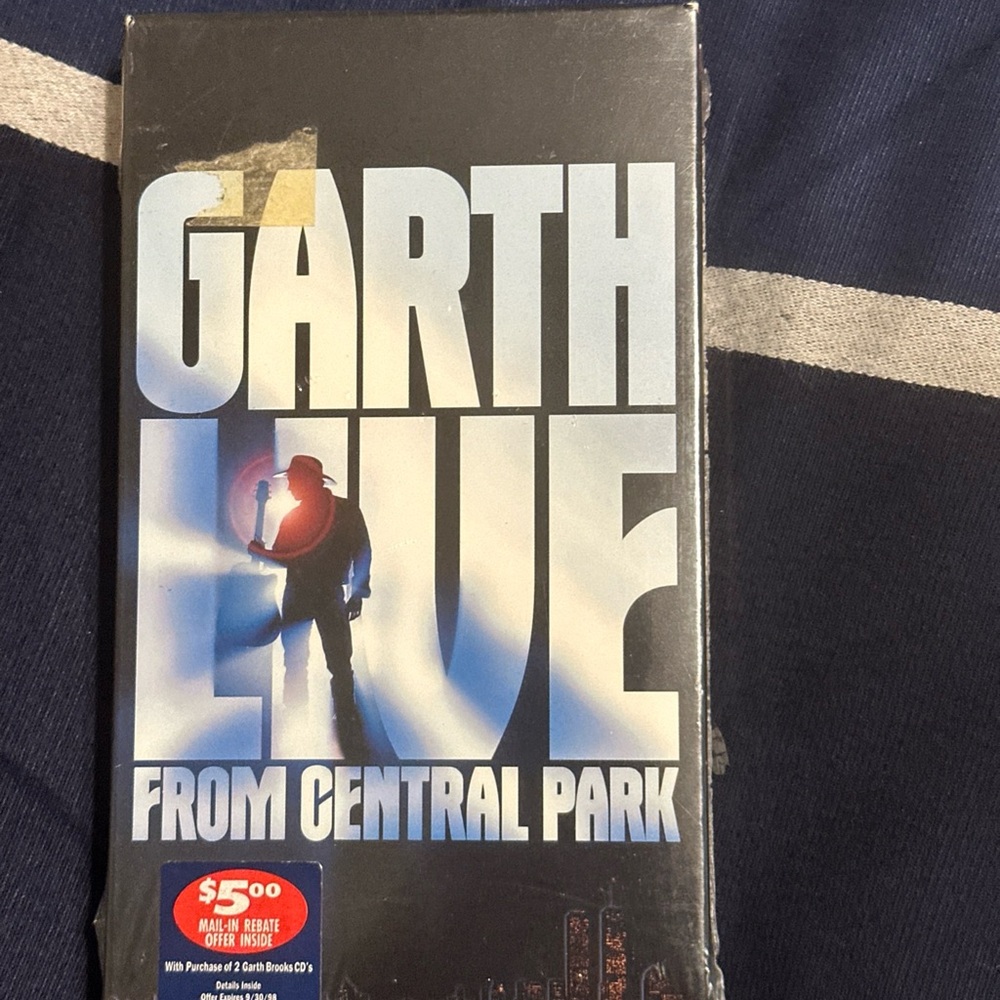 Garth Live from Central Park VHS Brand New - Black and Blue